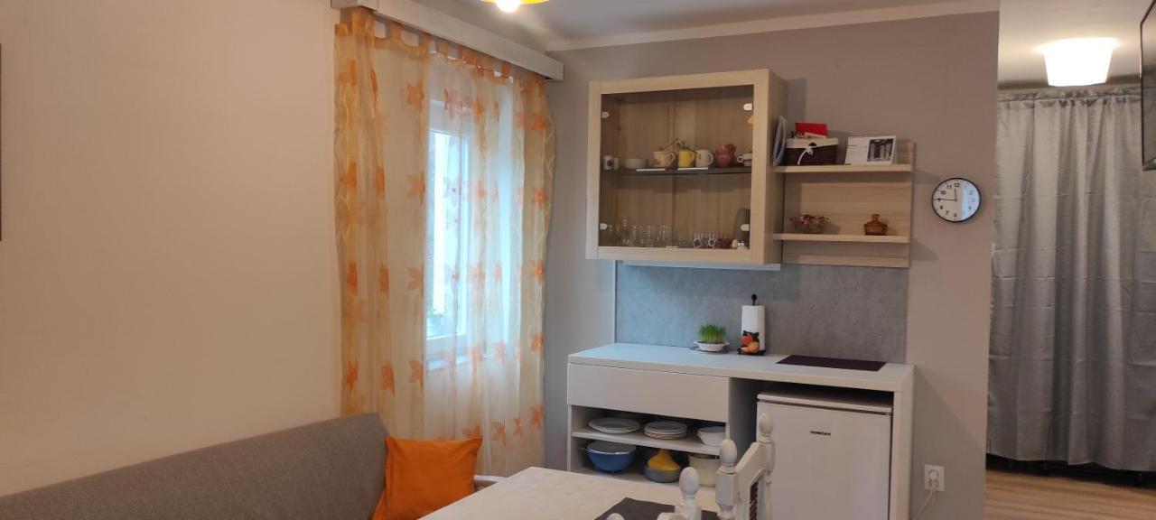 Nona Apartament *